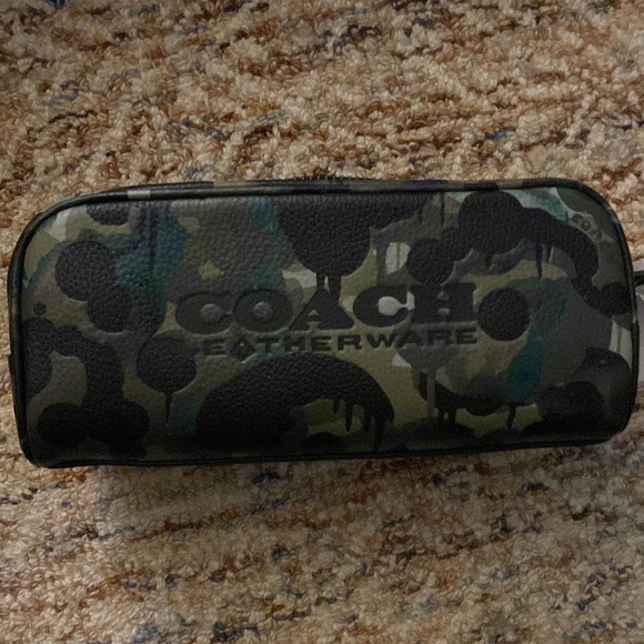 NWT! Coach 4 piece, XXL, Olive Green and camouflage  tote set UNISEX - Picture 8 of 13